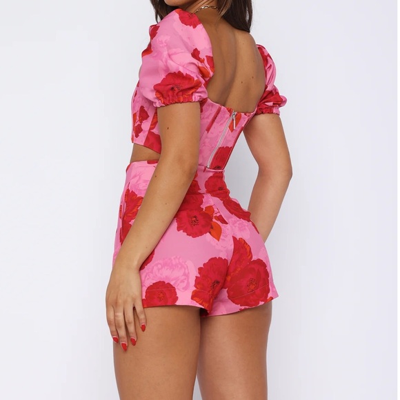 White Fox Moment To Remember Crop & shorts set: Raspberry Rouge NWT - Picture 4 of 10